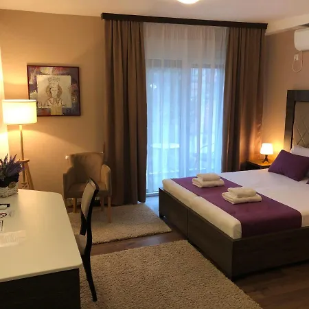 酒店 Luxury 88 斯梅代雷沃