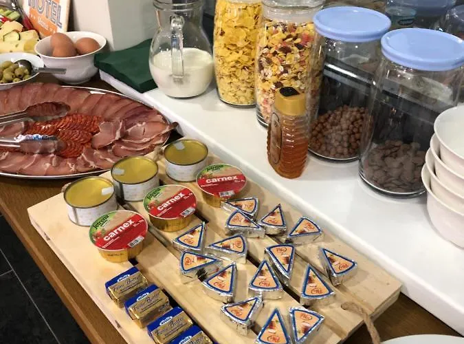 Luxury 88 Hotel Semendria