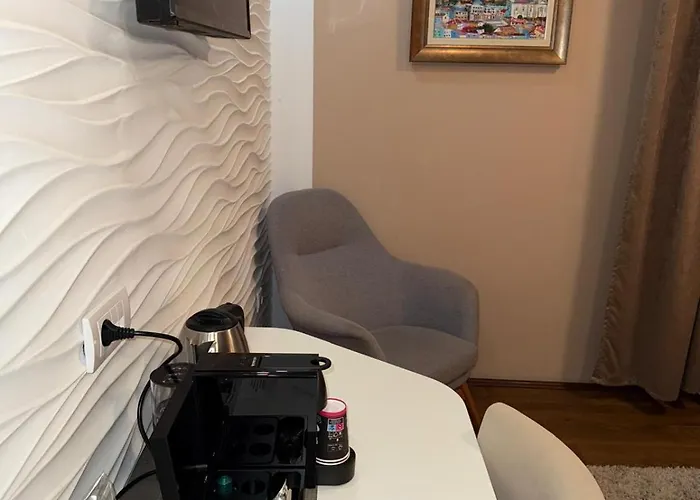 Hotel Luxury 88 Semendria