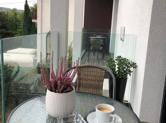 Luxury 88 Hotel Semendria