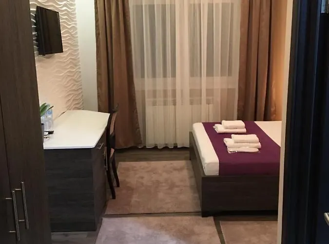 Hotel Luxury 88 Semendria